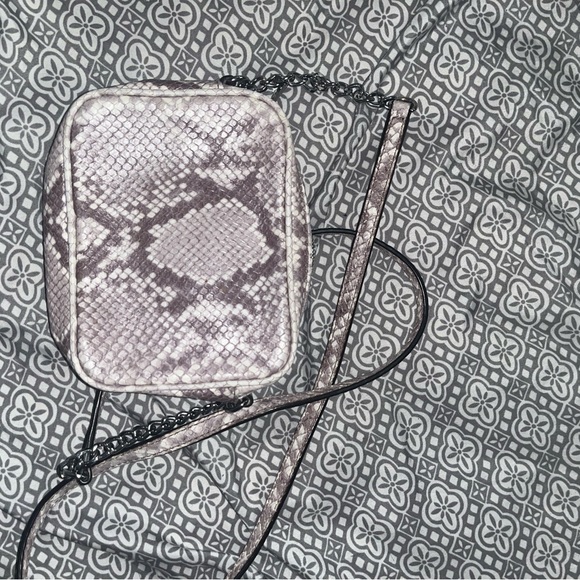 Michael Kores bag - Picture 1 of 2